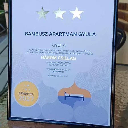 Bambusz * Gyula