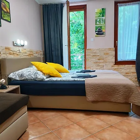 Bambusz Apartment *